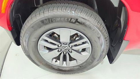 Used 2025 Nissan Frontier SV w/ SV Convenience Package image 31