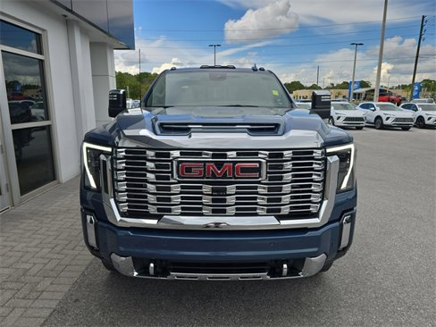New 2026 GMC Sierra 2500 Denali w/ Denali Reserve Package image 2