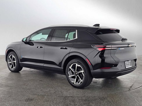 New 2026 Chevrolet Equinox EV LT image 5