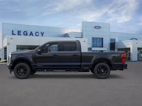 New 2026 Ford F250 4x4 Crew Cab Super Duty image 3