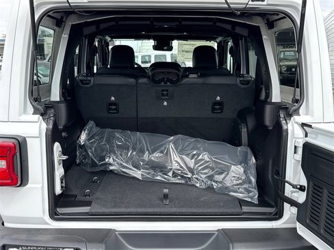 New 2025 Jeep Wrangler Unlimited Rubicon image 15