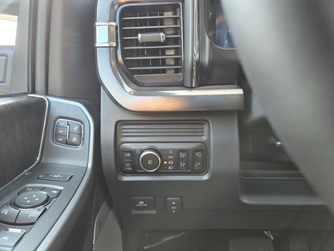 New 2026 Ford F250 Lariat image 13