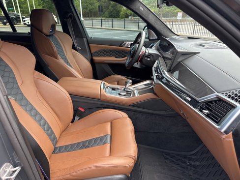 Used 2025 BMW X5 M Competition w/ Executive Package image 25