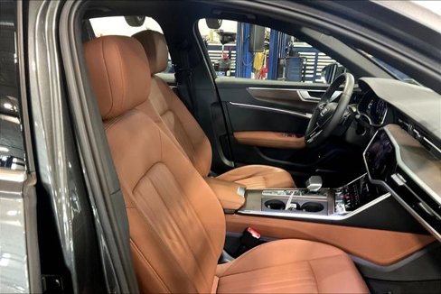 Certified 2025 Audi A6 Premium Plus image 7