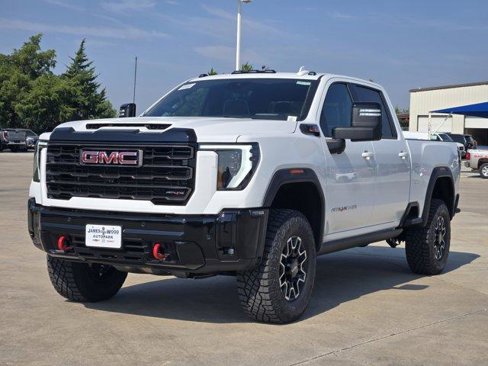 New 2026 GMC Sierra 2500 AT4X image 2