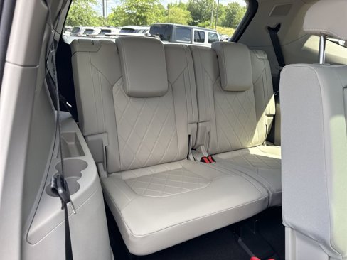 New 2025 Volkswagen Atlas SEL Premium R-Line image 18