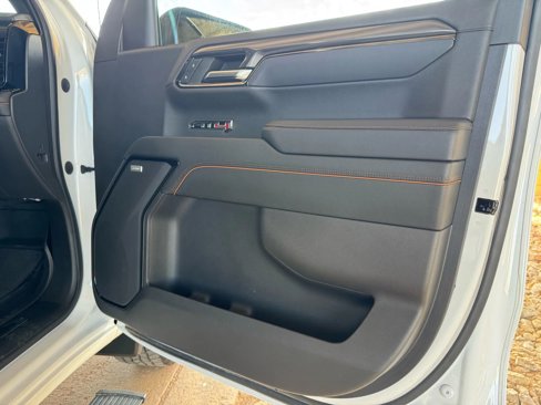 Used 2023 GMC Sierra 1500 AT4 w/ Technology Package image 30