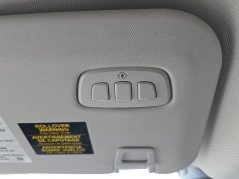 Used 2025 Ford Escape Platinum w/ Premium Technology Package image 40