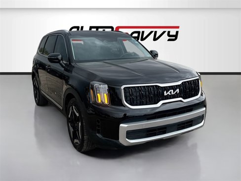 Used 2024 Kia Telluride EX w/ EX Captain's Chair Package image 1