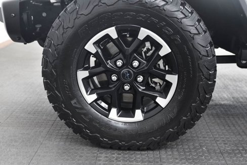 Used 2024 Jeep Wrangler Unlimited Rubicon 4xe image 8