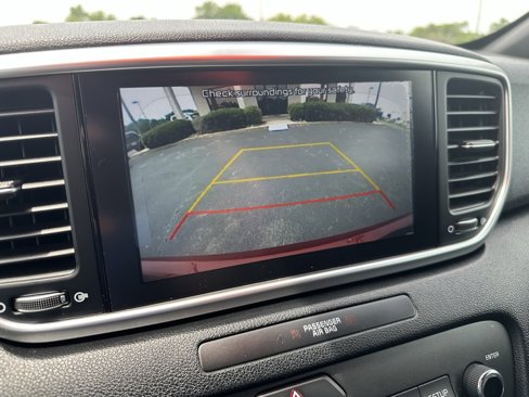 Used 2020 Kia Sportage S image 28