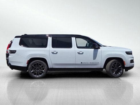 New 2025 Jeep Grand Wagoneer L Series II Obsidian w/ Quick Order Packagew 28T image 4