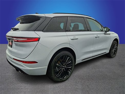New 2025 Lincoln Corsair Grand Touring image 3