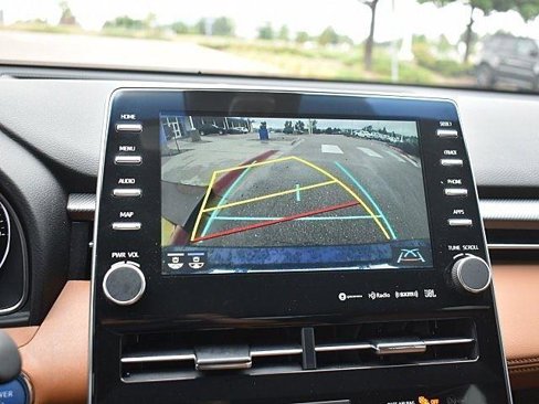 Used 2021 Toyota Avalon XSE image 22
