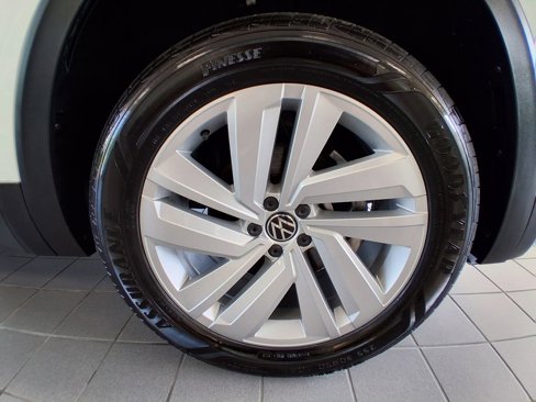 Used 2022 Volkswagen Atlas Cross Sport SE w/ Panoramic Sunroof Package image 32