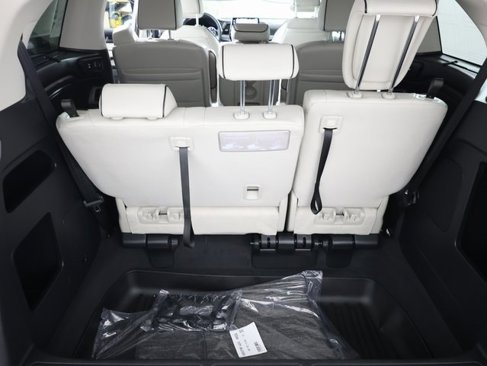 New 2026 Honda Odyssey Touring image 24