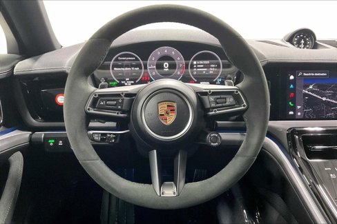 New 2025 Porsche Panamera 4 image 15