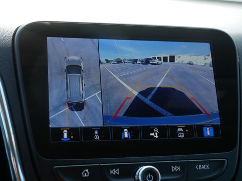 Used 2023 Chevrolet Equinox LT image 23