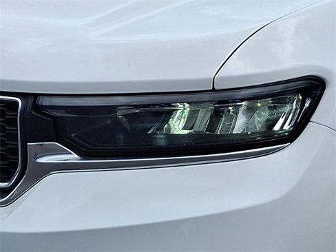 Used 2024 Jeep Grand Cherokee Laredo image 9