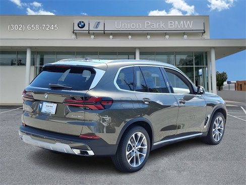 Used 2026 BMW X5 xDrive40i w/ Parking Assistance Package image 4