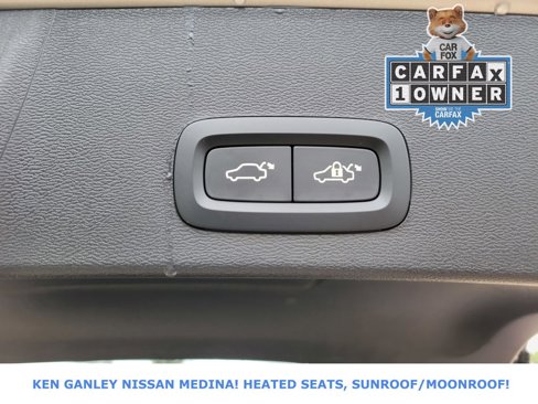 Used 2025 Volvo XC40 B5 Core image 44