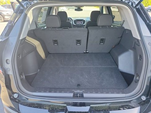 Used 2024 GMC Terrain SLE image 28