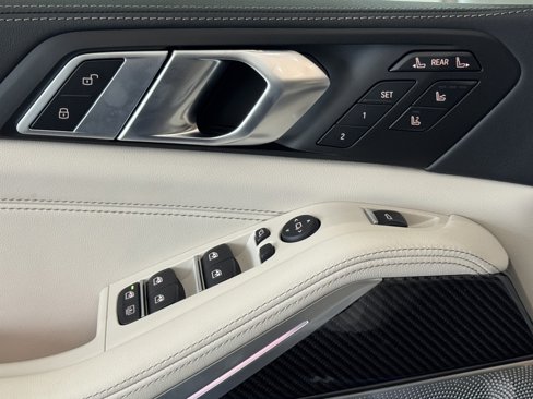 New 2026 BMW ALPINA XB7 image 14