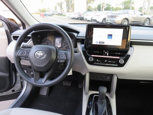 New 2025 Toyota Corolla Cross L image 23