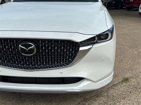 New 2025 MAZDA CX-5 Signature image 6