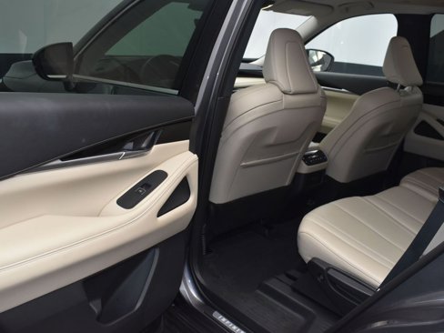 Certified 2025 INFINITI QX60 Pure image 13
