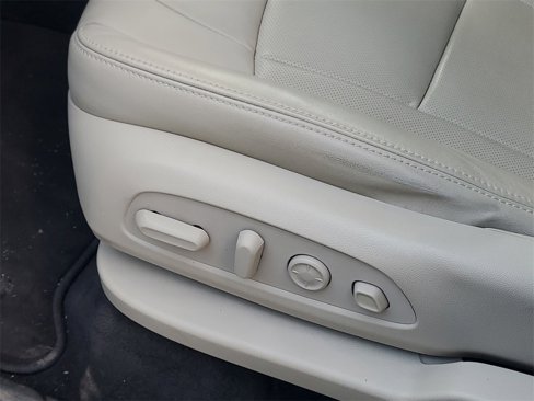 Used 2020 Buick Enclave Premium image 12