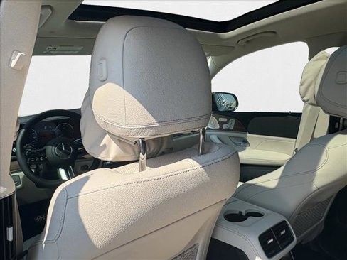 New 2026 Mercedes-Benz GLS 450 4MATIC image 17