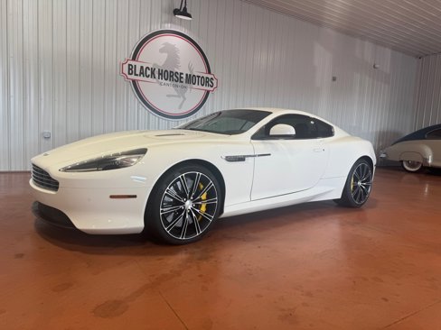 Used 2015 Aston Martin DB9 Coupe image 3