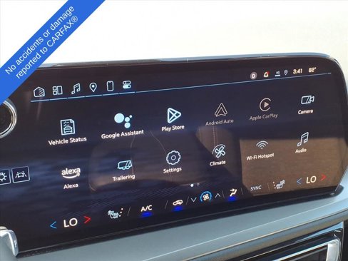 Used 2025 Chevrolet Traverse LT image 23