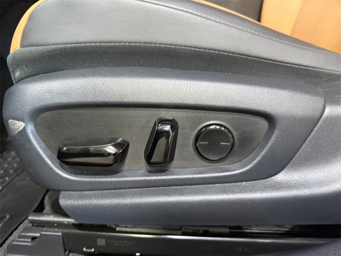 Used 2024 Lexus ES 300h image 27