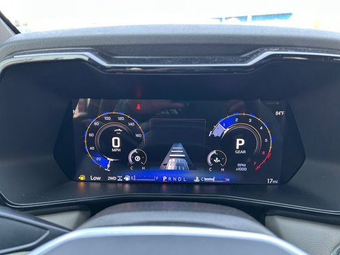 New 2026 Chevrolet Colorado ZR2 w/ Technology Package image 16