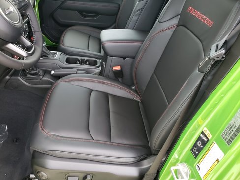 New 2025 Jeep Wrangler Unlimited Rubicon image 11