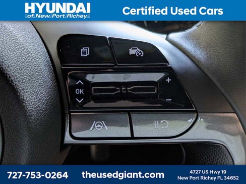 Certified 2025 Hyundai Elantra Sport image 25