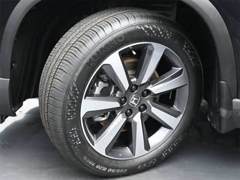 Used 2024 Honda Pilot Touring image 24
