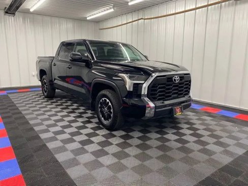 Used 2024 Toyota Tundra SR5 image 2
