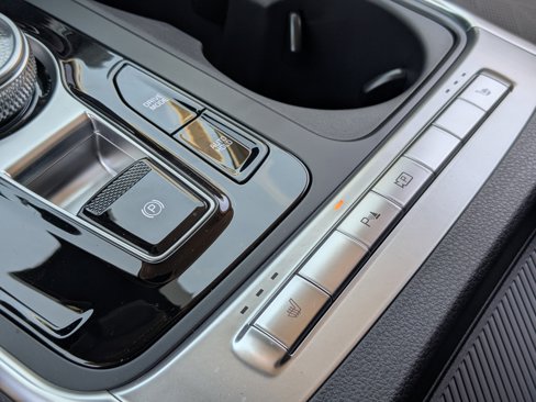 New 2026 Kia Carnival EX image 25