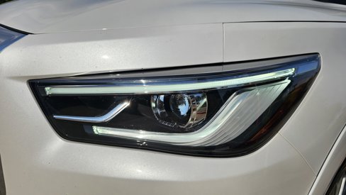 Used 2019 INFINITI QX80 Luxe image 11
