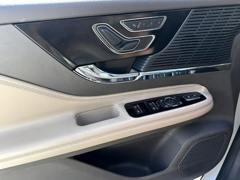 Certified 2022 Lincoln Corsair AWD w/ Premium Package image 37