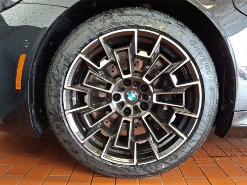 New 2025 BMW M5 w/ M Driver's Package image 5