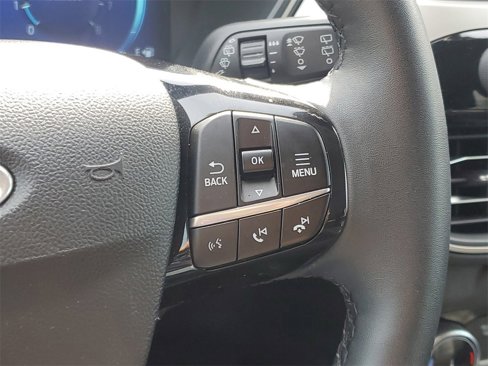 Used 2022 Ford Escape SEL image 16