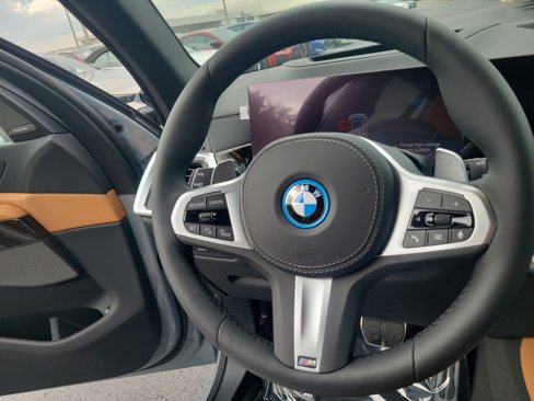 New 2026 BMW X5 xDrive50e w/ M Sport Package image 30