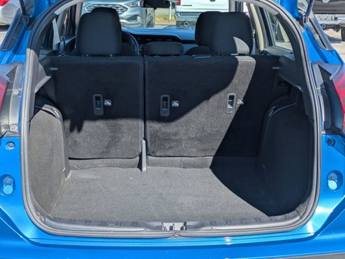 Used 2024 Nissan Kicks SV image 29