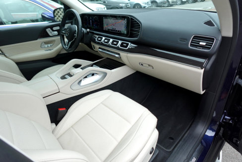 Used 2022 Mercedes-Benz GLS 450 4MATIC image 21