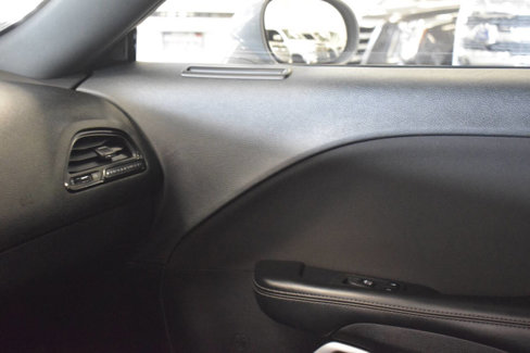 Used 2021 Dodge Challenger SXT image 33