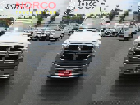 Used 2018 RAM 1500 Tradesman w/ Chrome Appearance Group image 3